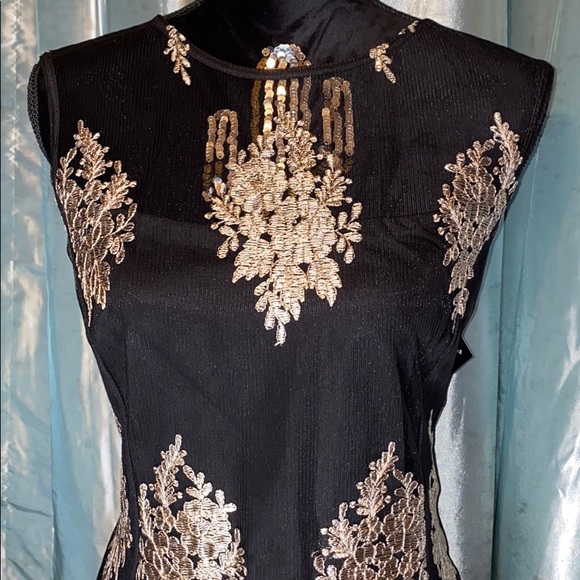 Beautiful Evening Dress - Picture 2 of 6